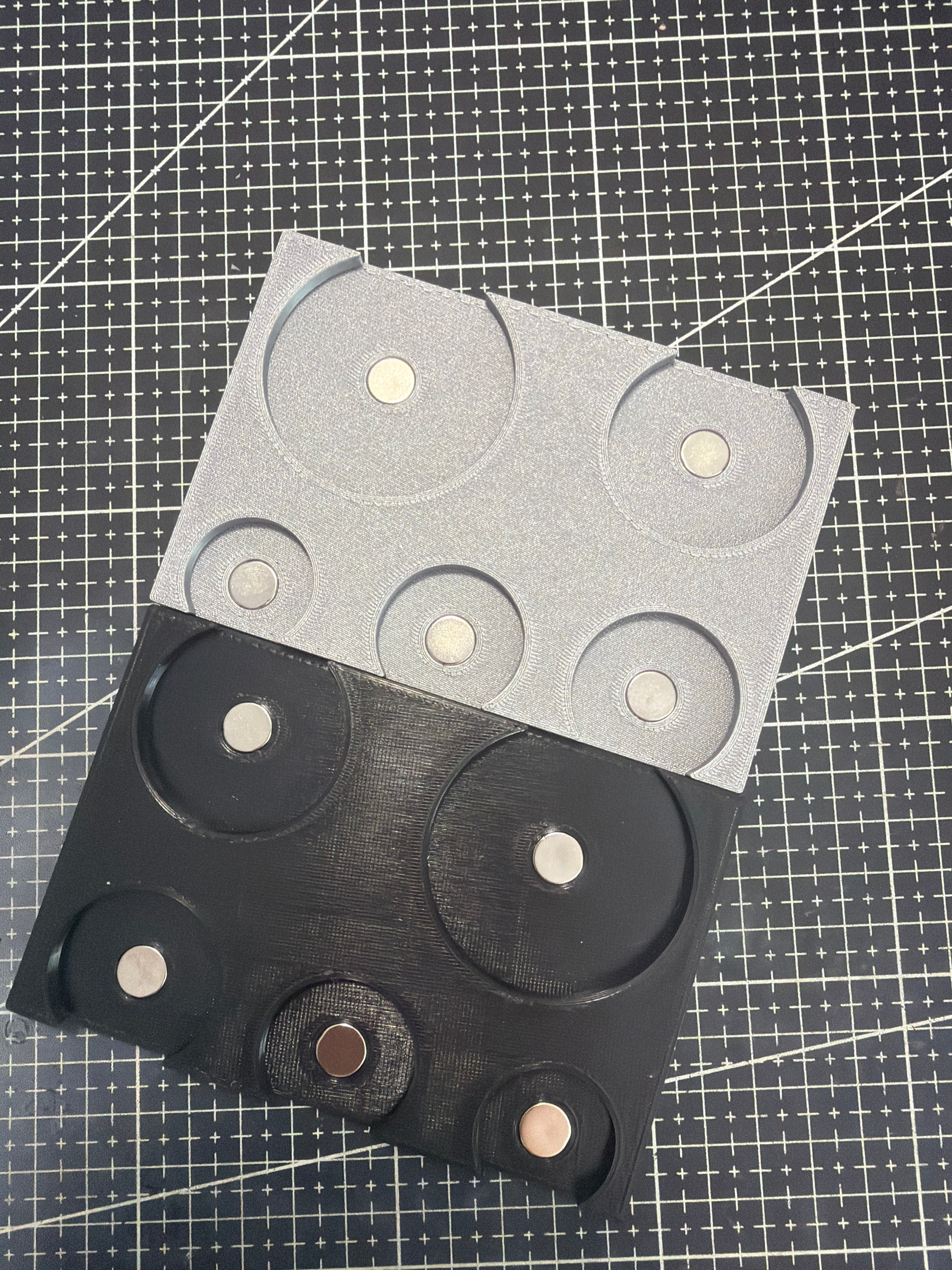Miniature Base Magnetization Jig - Precision Alignment Tool for Tabletop Bases - Wargame Base World